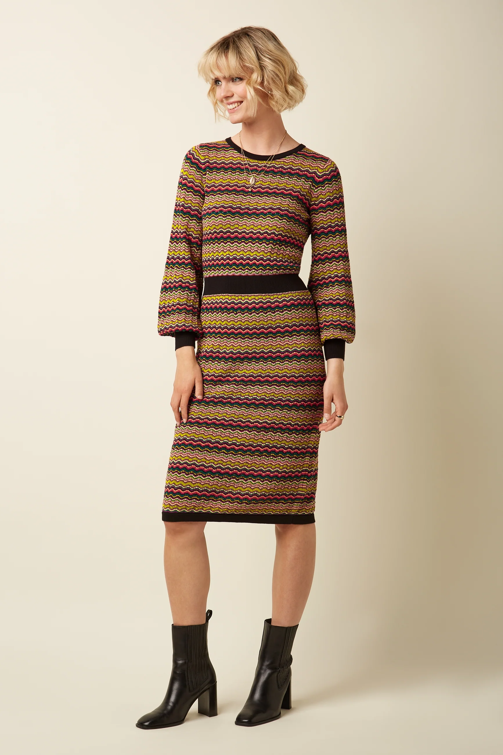 Bell Dress Meisel - Image 2