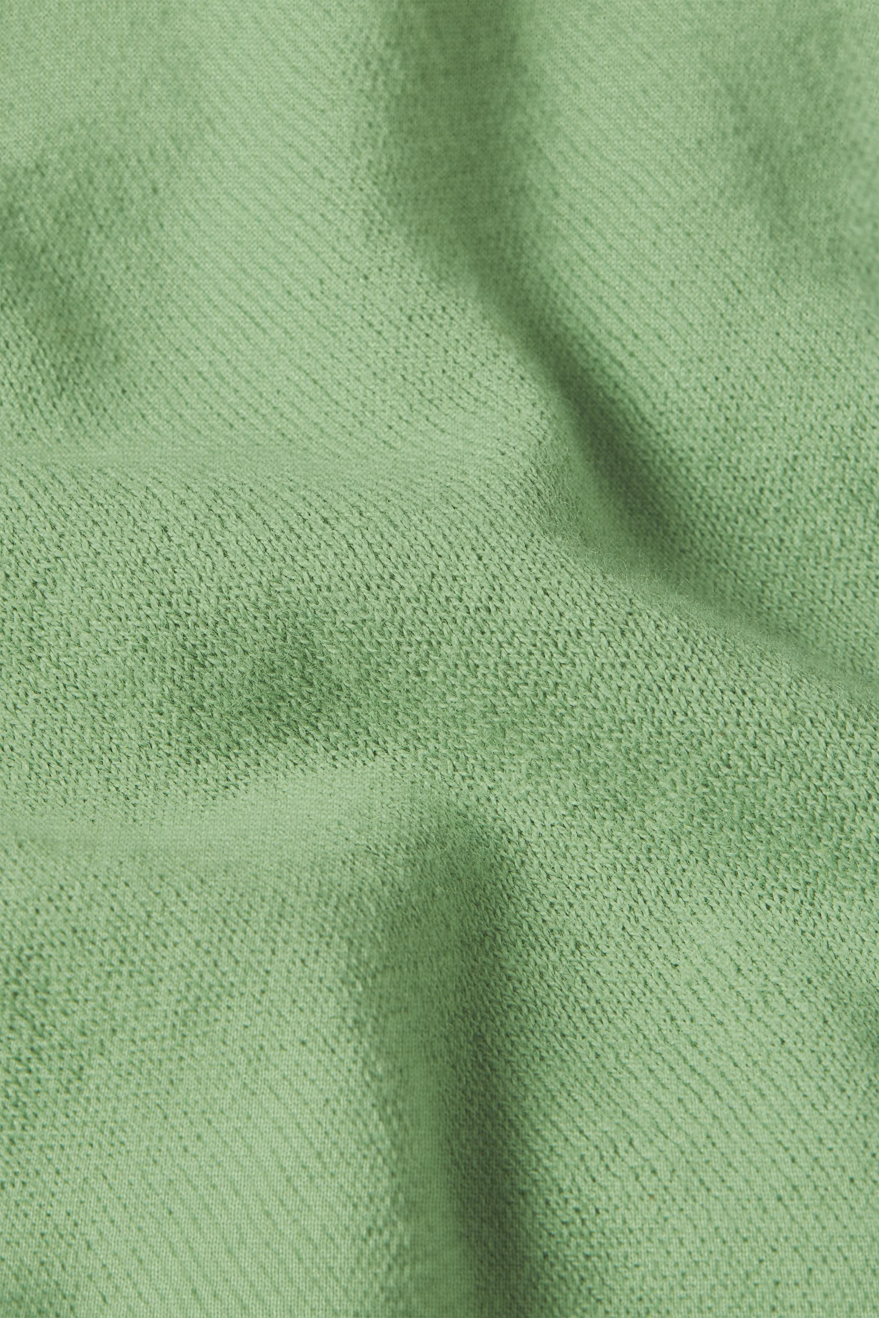 Bell Top Club - Image 4