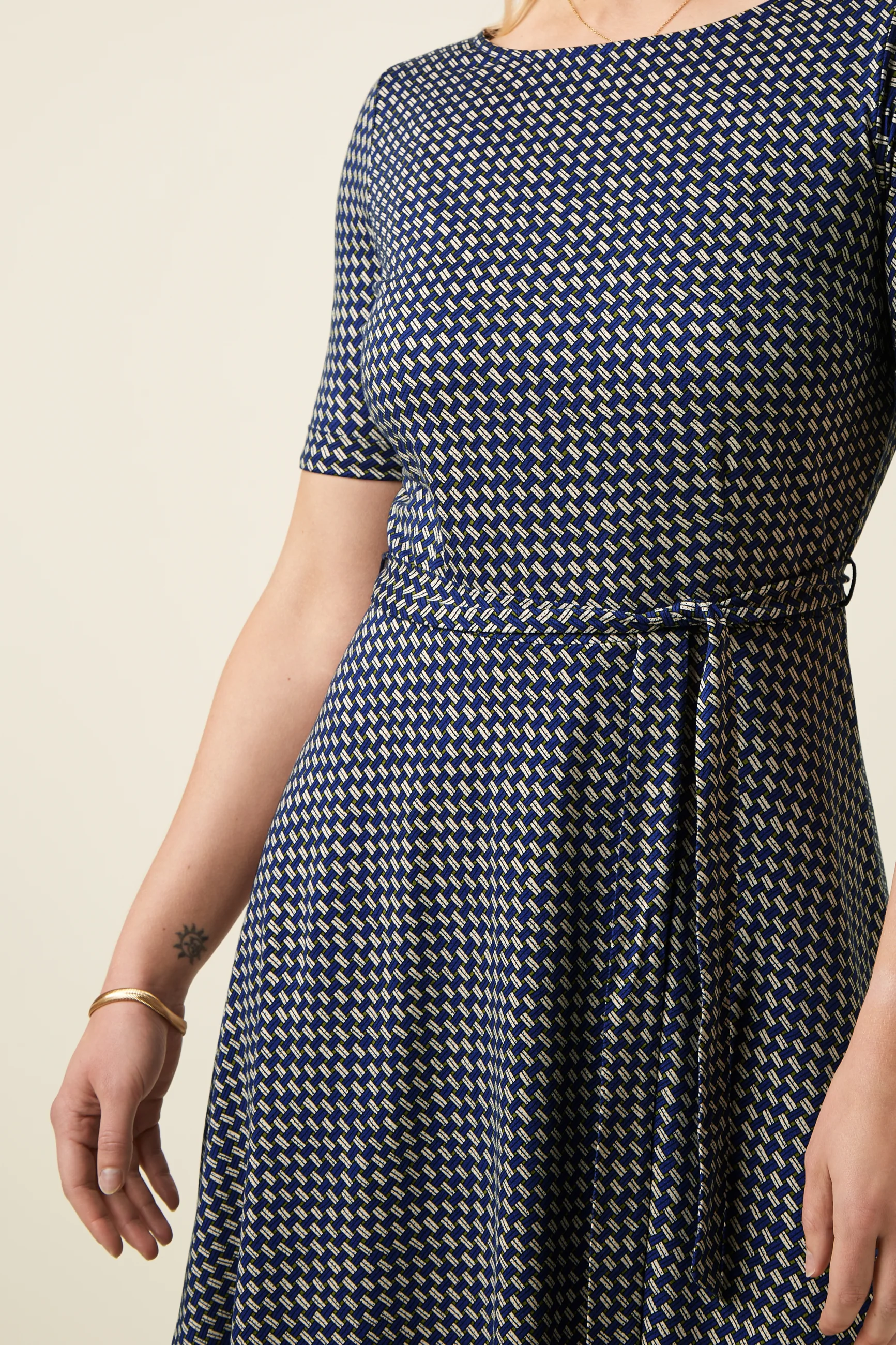 Betty Dress Blizzy - Image 2