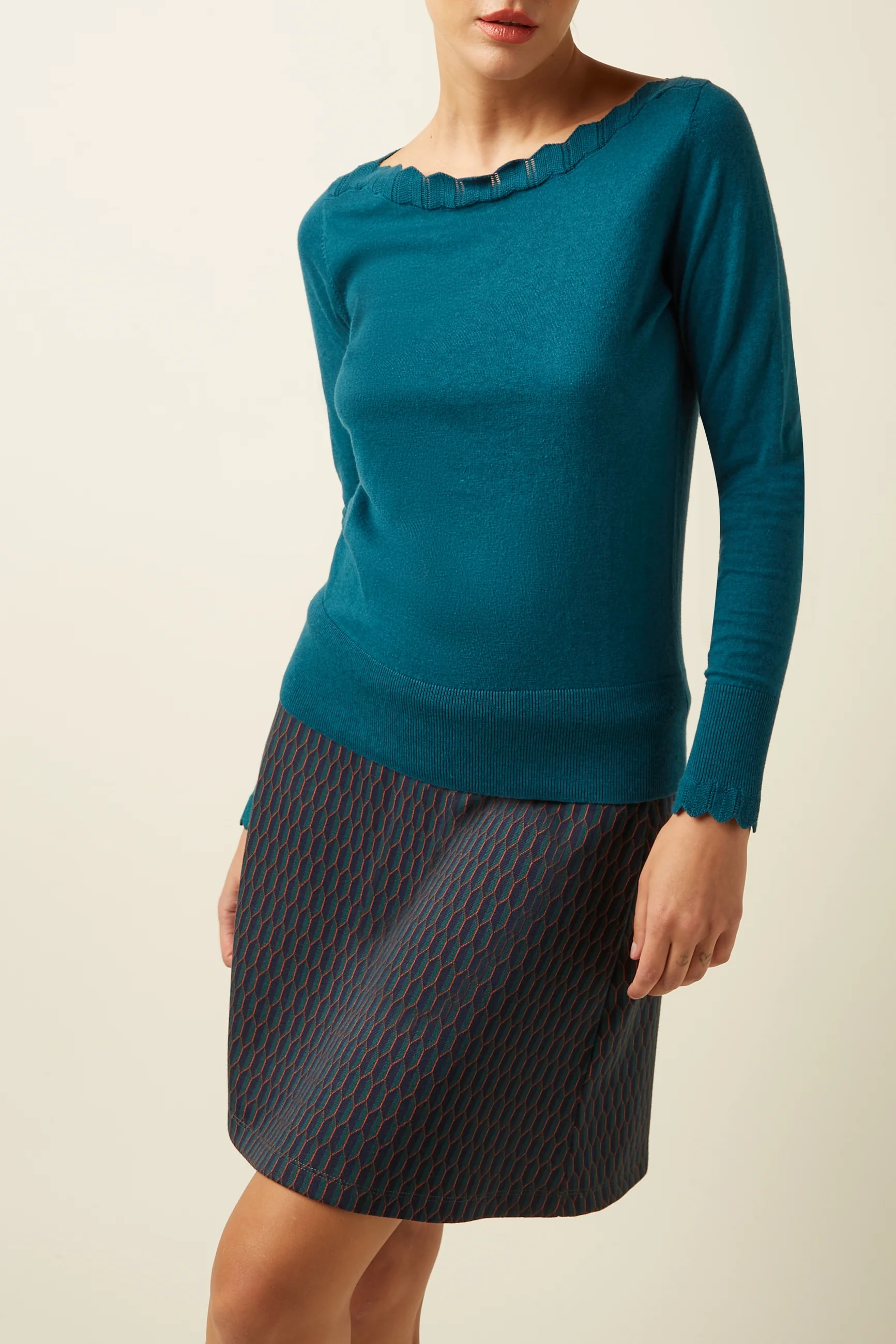 Border Skirt Spring - Image 6