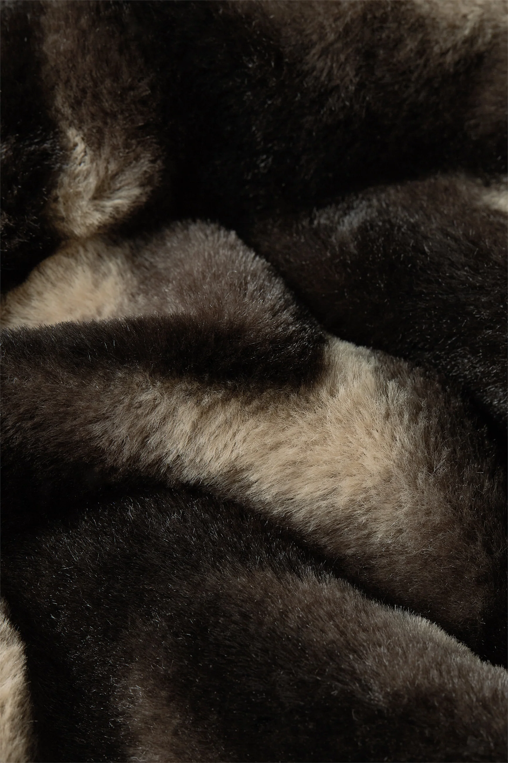 Judy Coat Deco Fur - Image 7