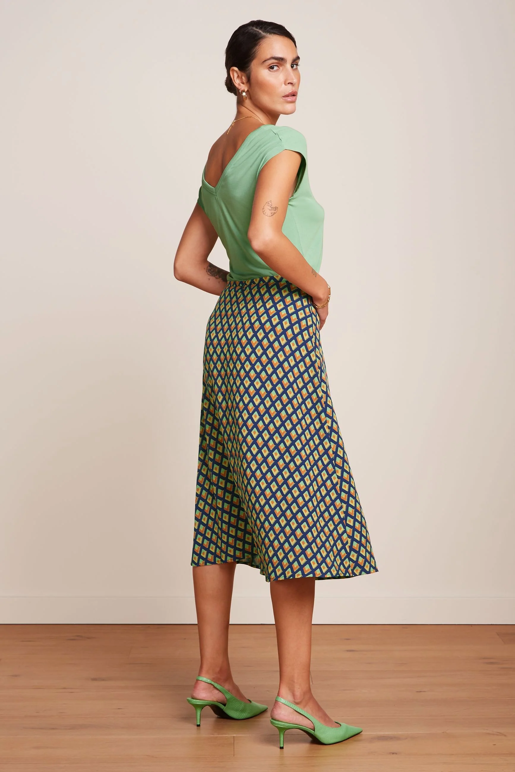 Juno Midi Skirt Pebble Woven - Image 3