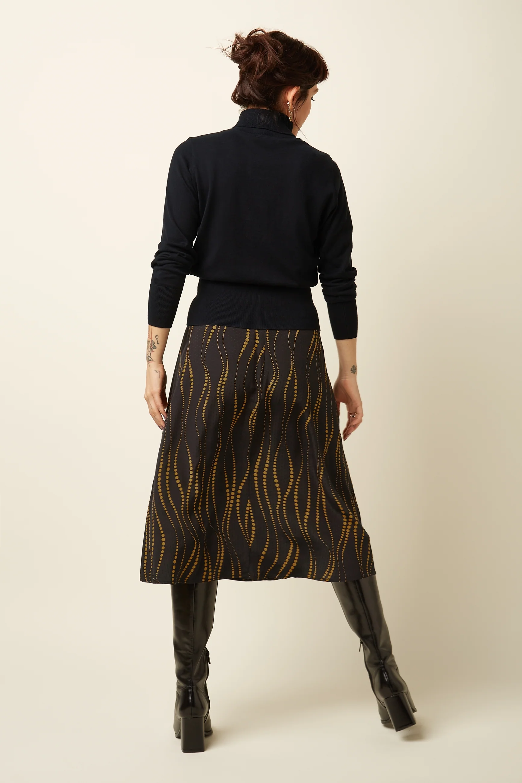 Juno Skirt Twirl - Image 3