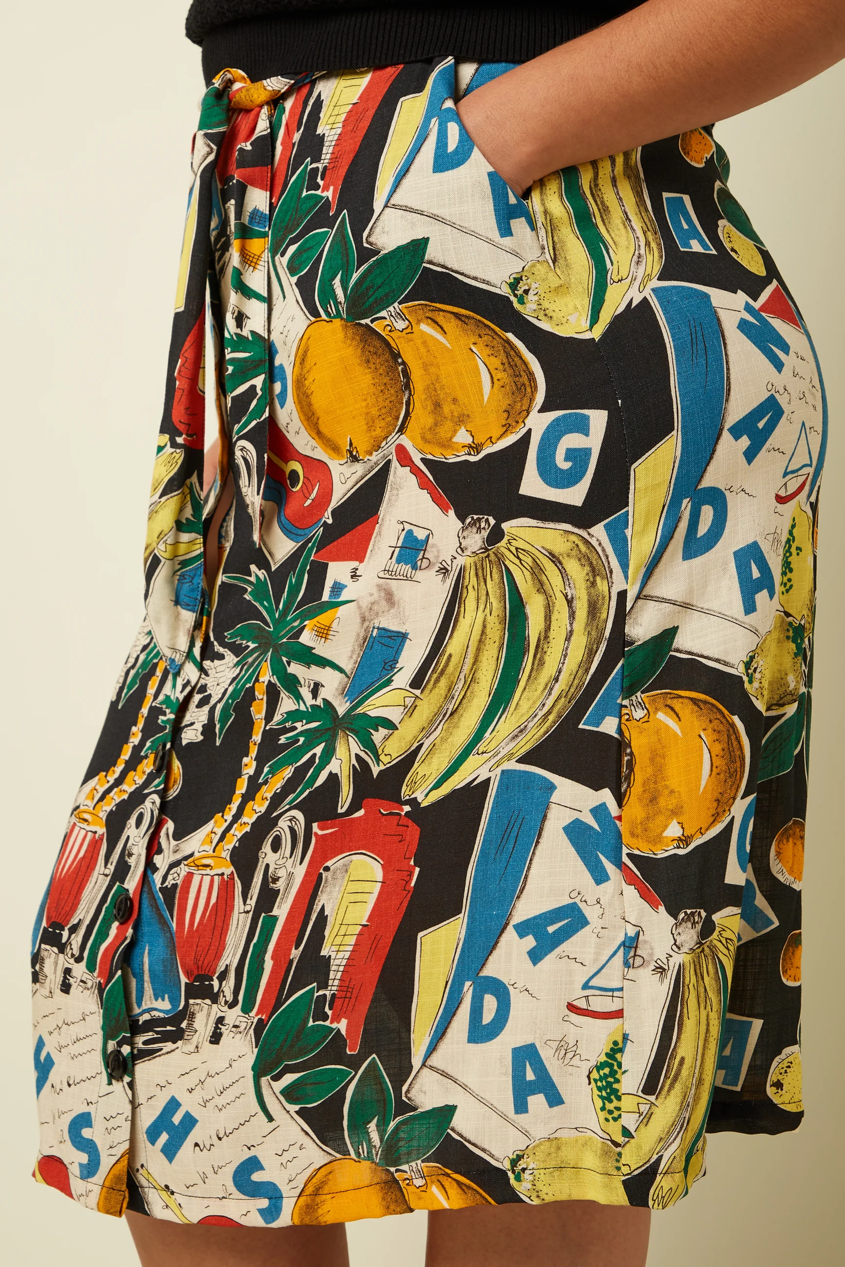 Lola Button Skirt Tropez
